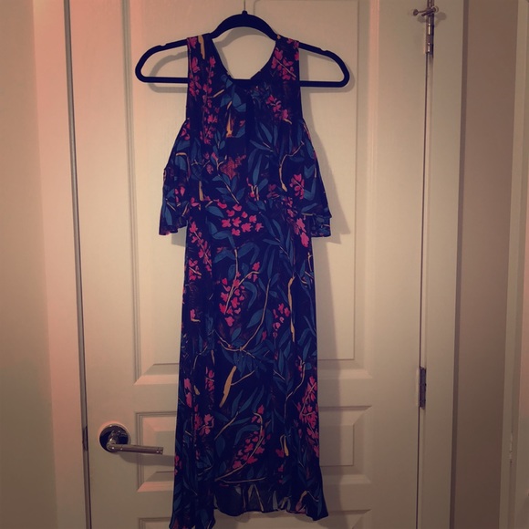 Adorable cold shoulder floral dress - Picture 1 of 5